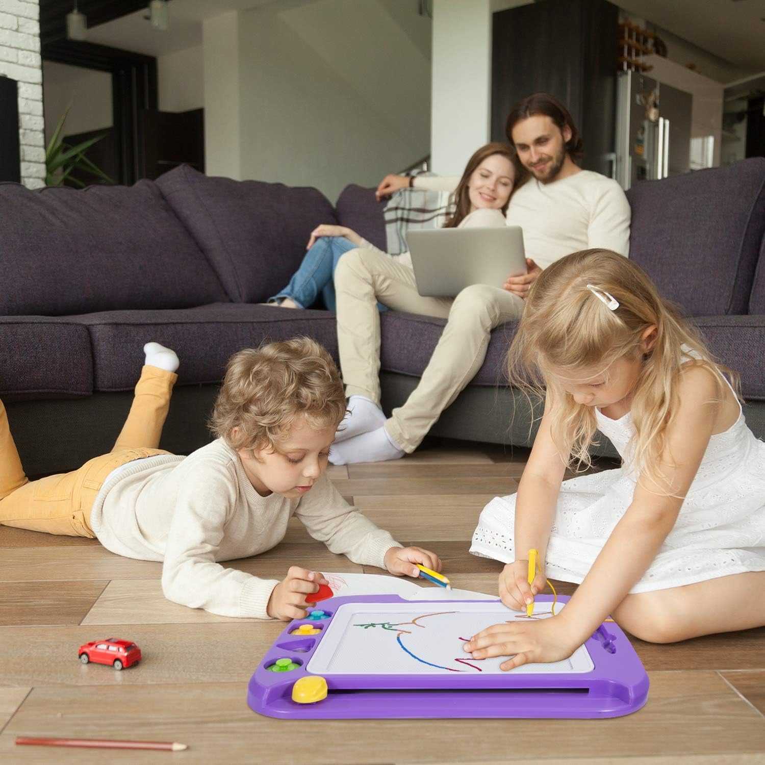 "Magic Sketch Pad for Kids - Unleash Their Creativity with the Large Magnetic Drawing Board in Vibrant Purple!"